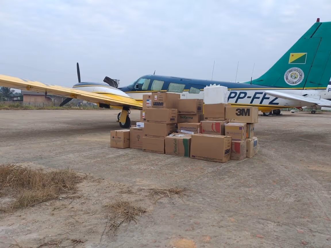 Aeronave do governo é importante meio de transporte no auxílio aos municípios durante a pandemia de Covid-19