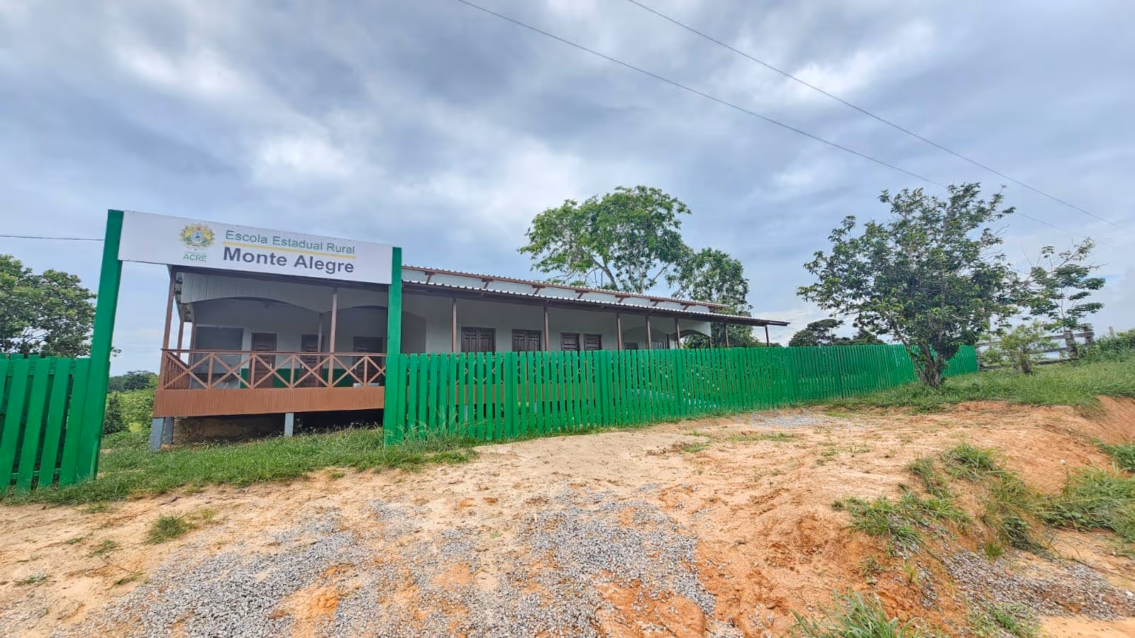 Unidade de sala única, que atenderá 17 alunos da região, foi totalmente reconstruída para oferecer segurança e conforto
